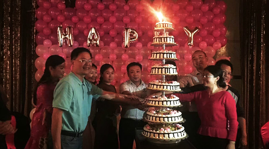 一路有你，盡顯方成雄風，攜手共進，再創(chuàng)輝煌